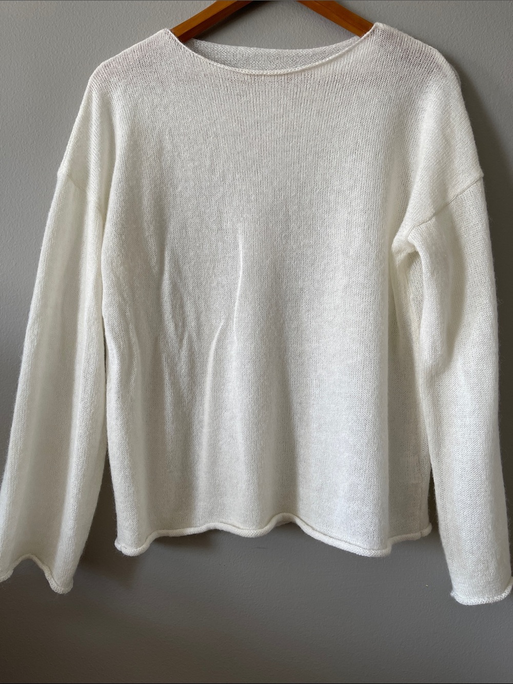 Commense Soft white/ ivory Crewneck Sweater wider sleeves